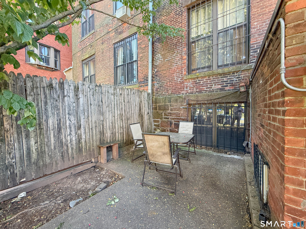 58 Capitol Avenue - Photo 9