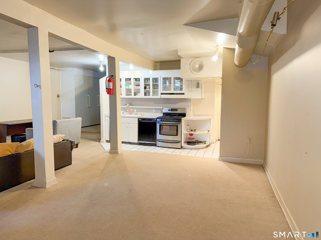 58 Capitol Avenue - Photo 3