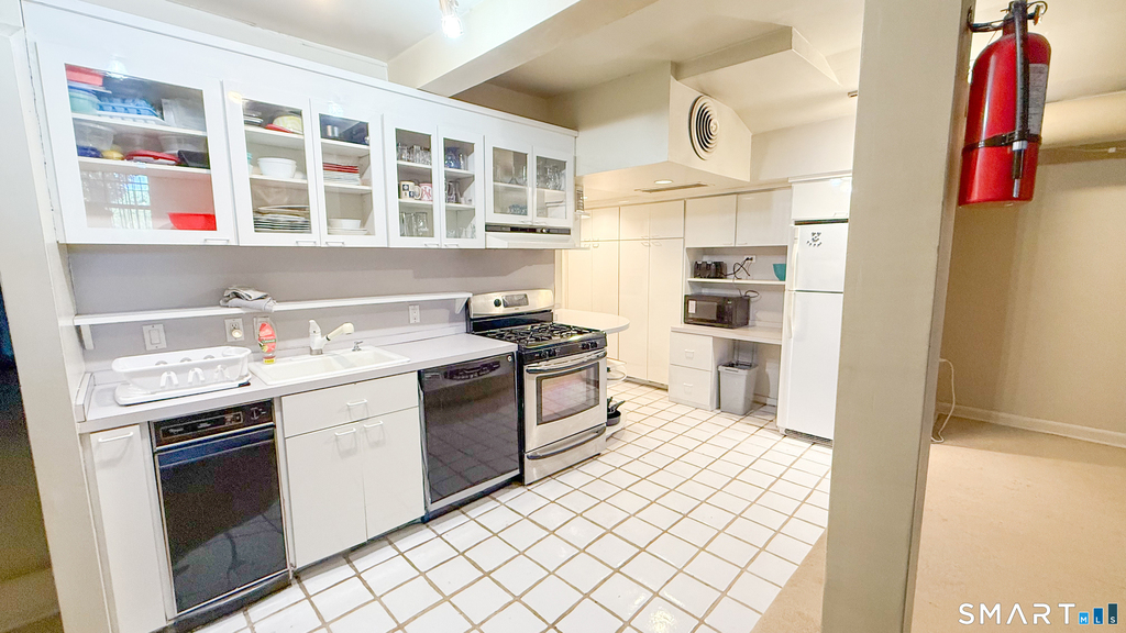 58 Capitol Avenue - Photo 4