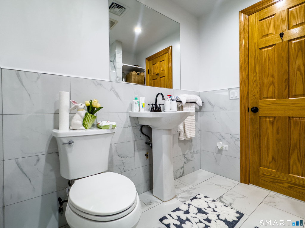 90 Seymour Street - Photo 10