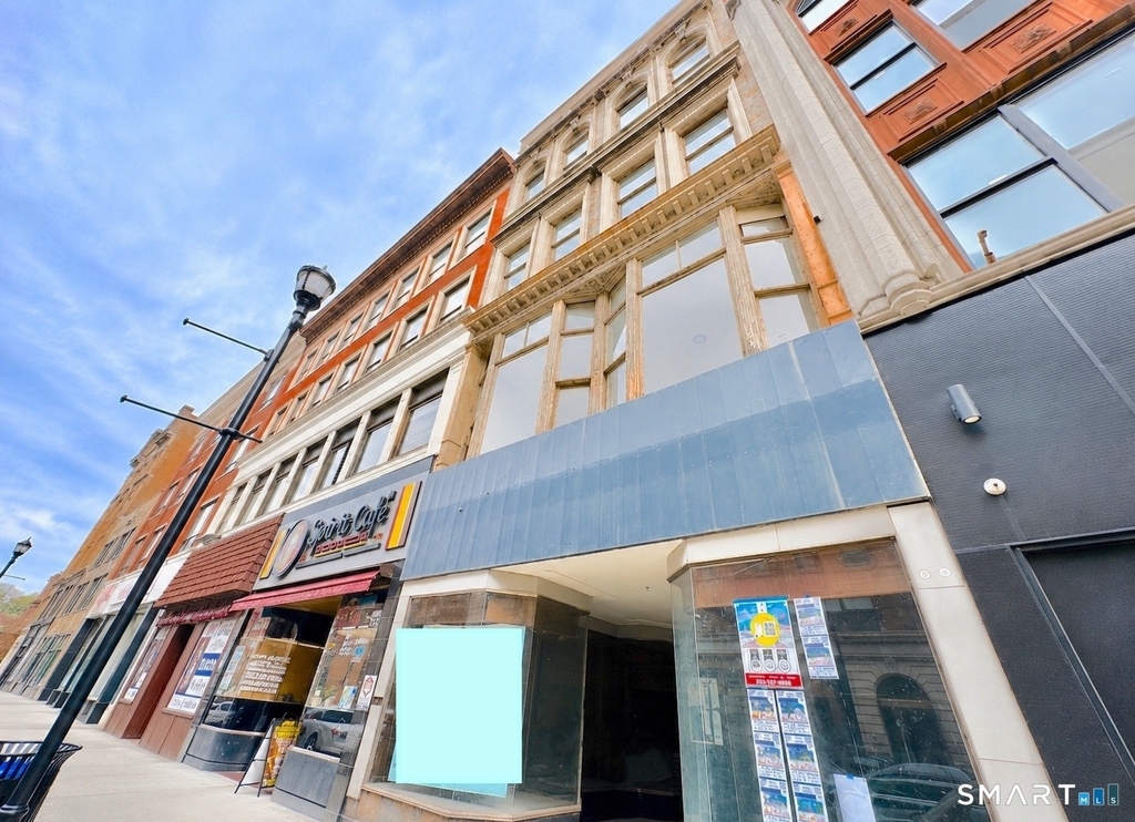 105 Bank Street - Photo 10