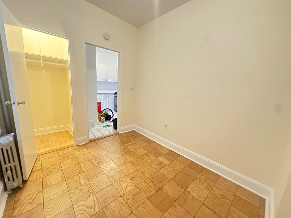 516 East 80th Street - Photo 2