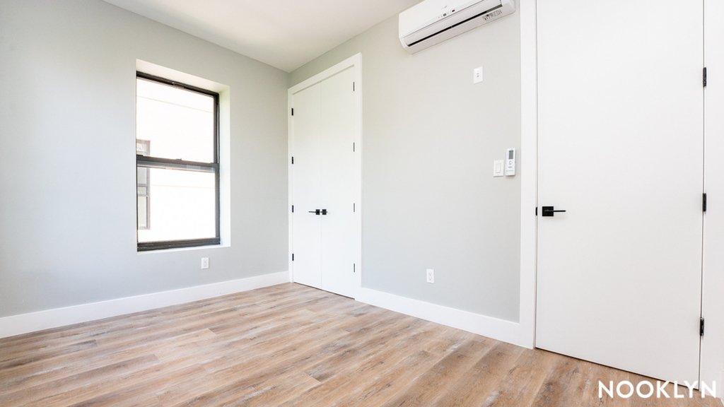 1365 St Johns Pl - Photo 9
