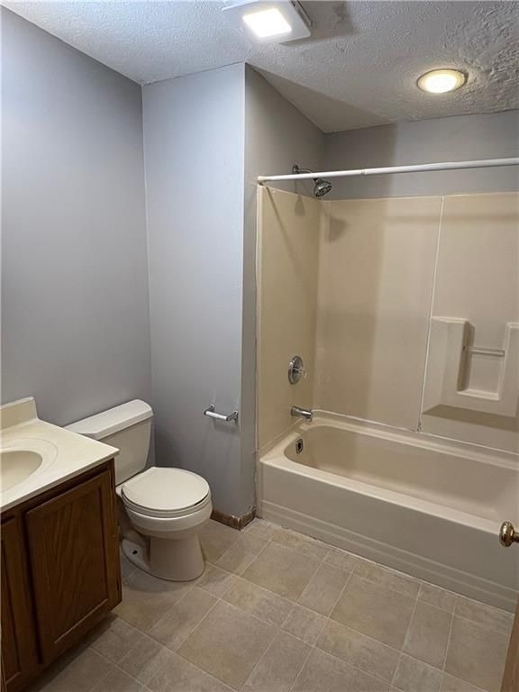 2114 Murray Ave - Photo 3