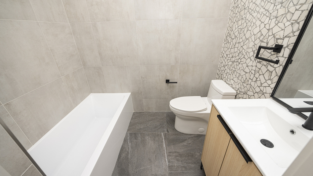 899 Fulton St - Photo 4