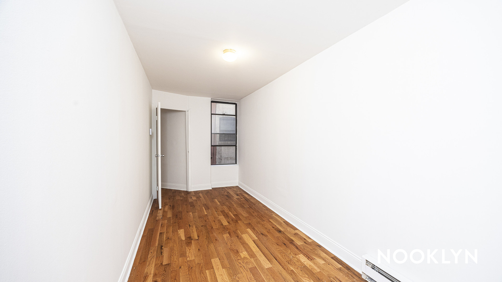 147 Starr St - Photo 12
