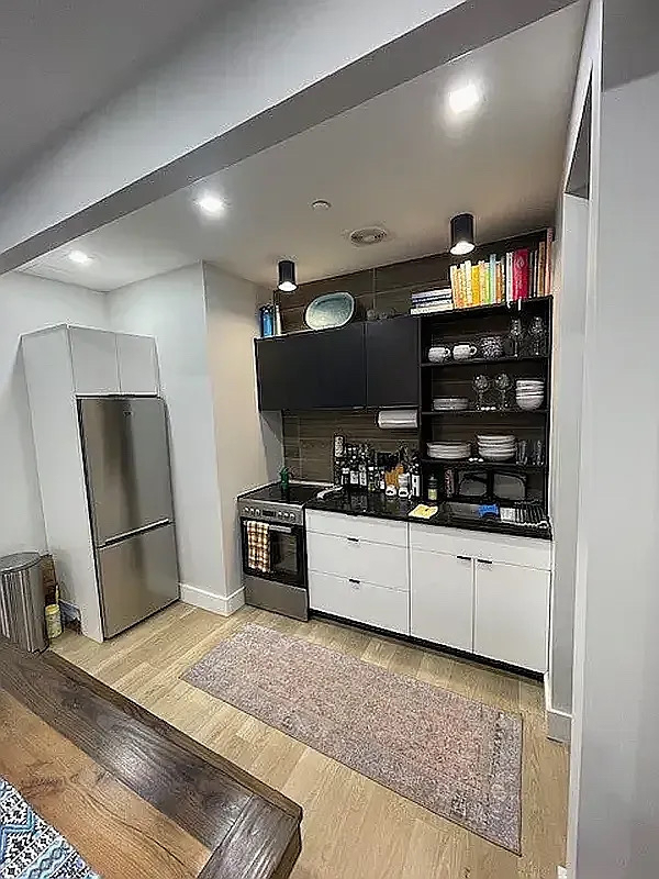 727 Dekalb Avenue - Photo 5