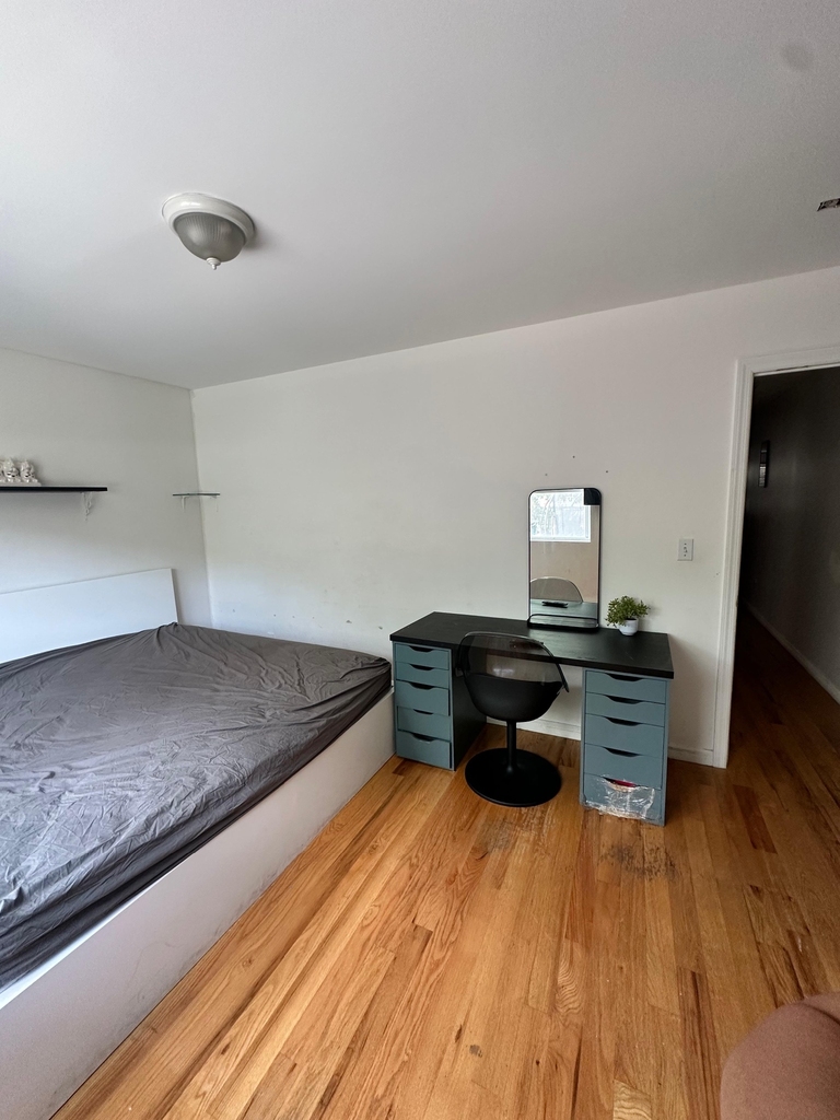 12-11 116th Street - Photo 0