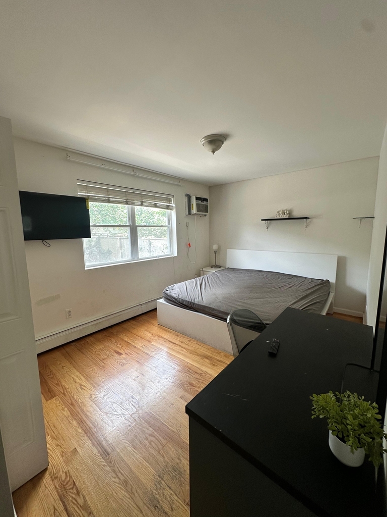 12-11 116th Street - Photo 1