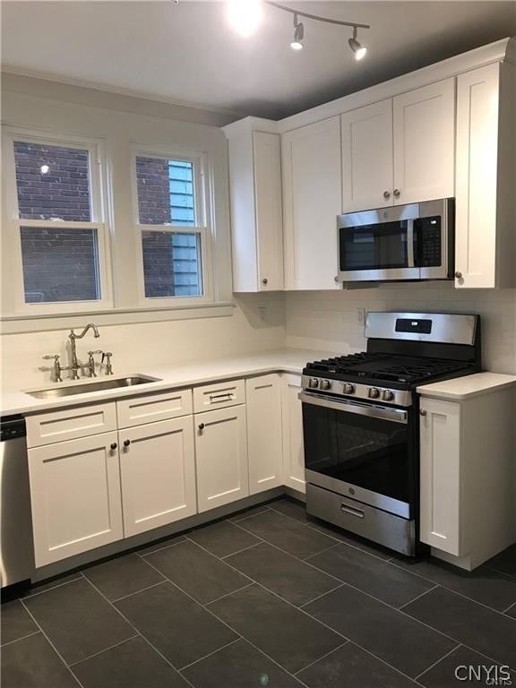 1815 James Street - Photo 6