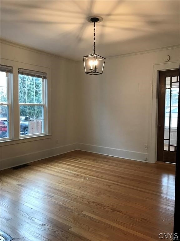 1815 James Street - Photo 3
