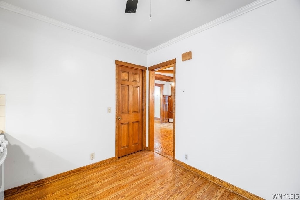 845 Potomac Avenue - Photo 10
