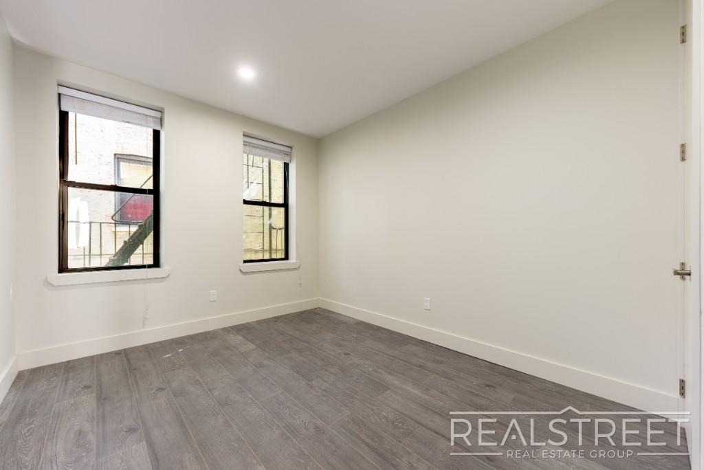 1647 Eighth Avenue - Photo 8