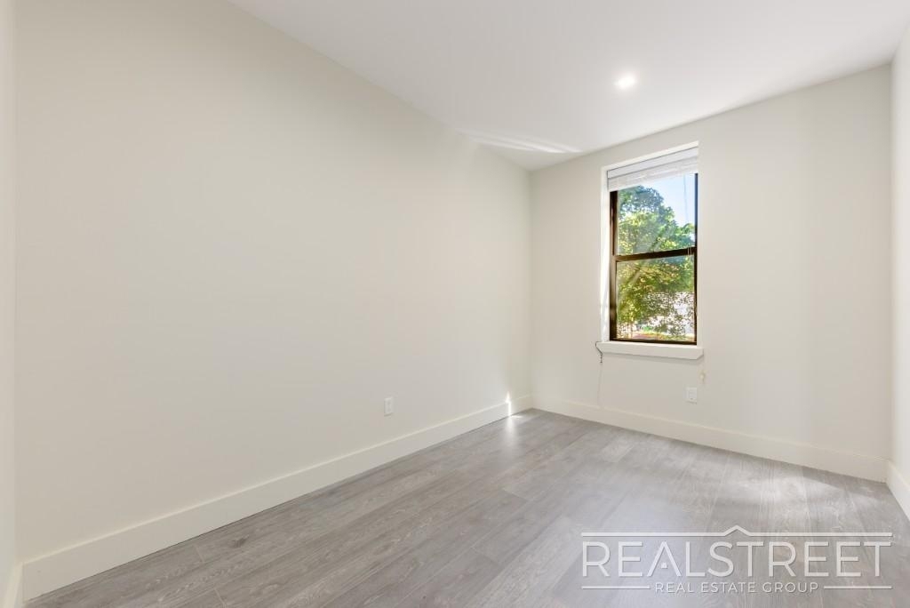 1647 Eighth Avenue - Photo 9