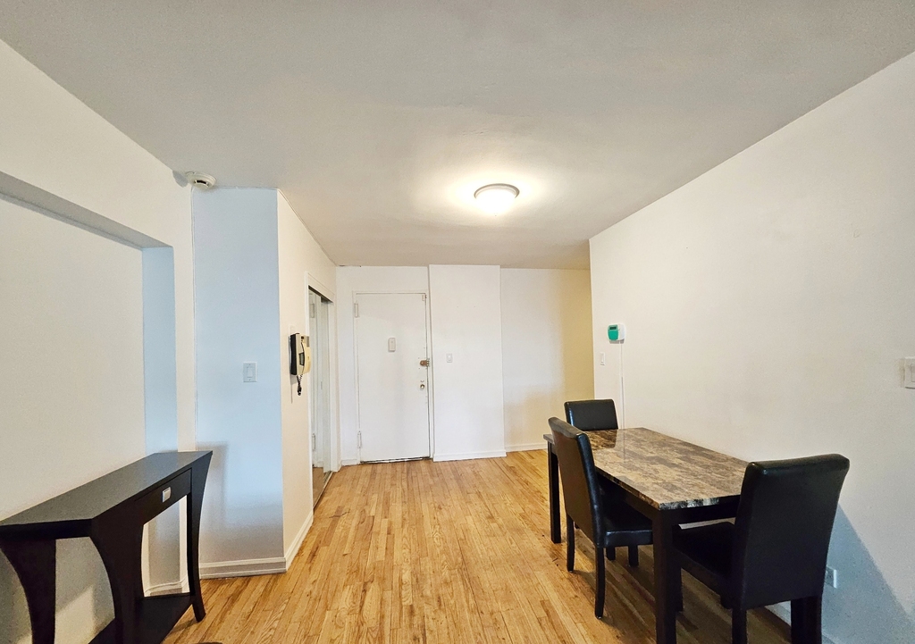 Ocean Parkway and  Avenue Z - Photo 4