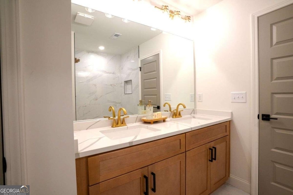 1365 Sydney Oaks Drive - Photo 19