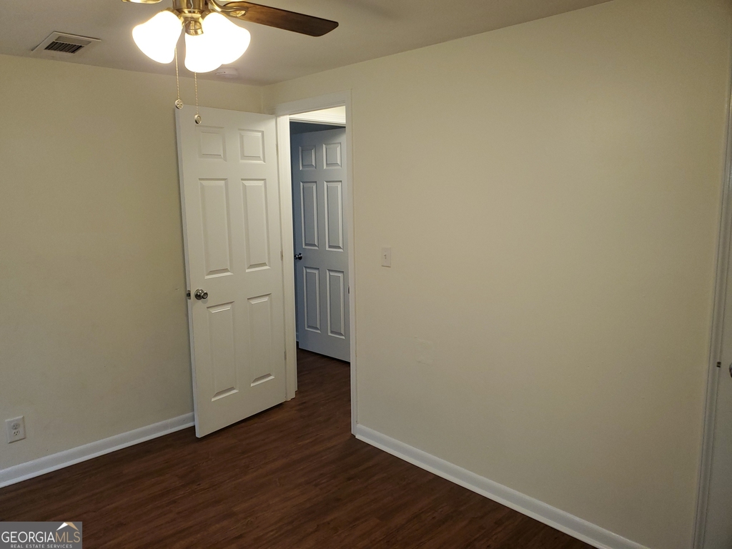 312 Crescent Drive - Photo 2