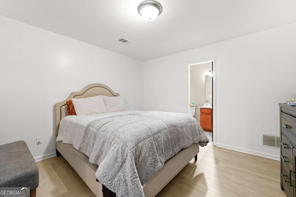 1501 Glen Ivy - Photo 1