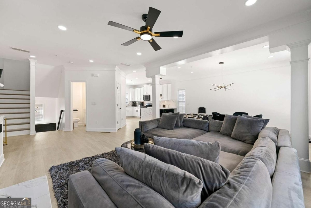 1501 Glen Ivy - Photo 5