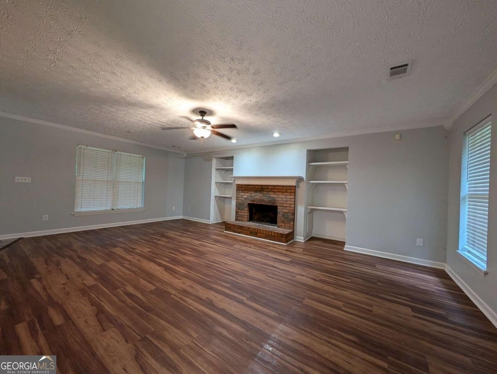 3004 Dogwood Lane - Photo 3