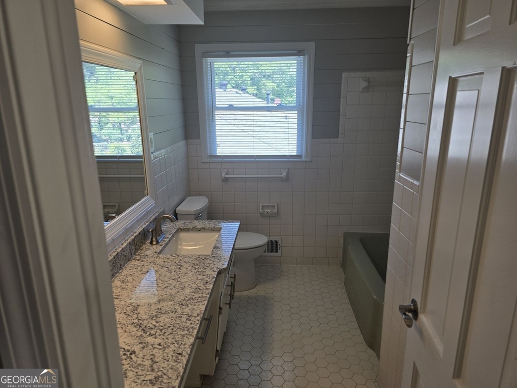 3420 Northside Drive - Photo 8
