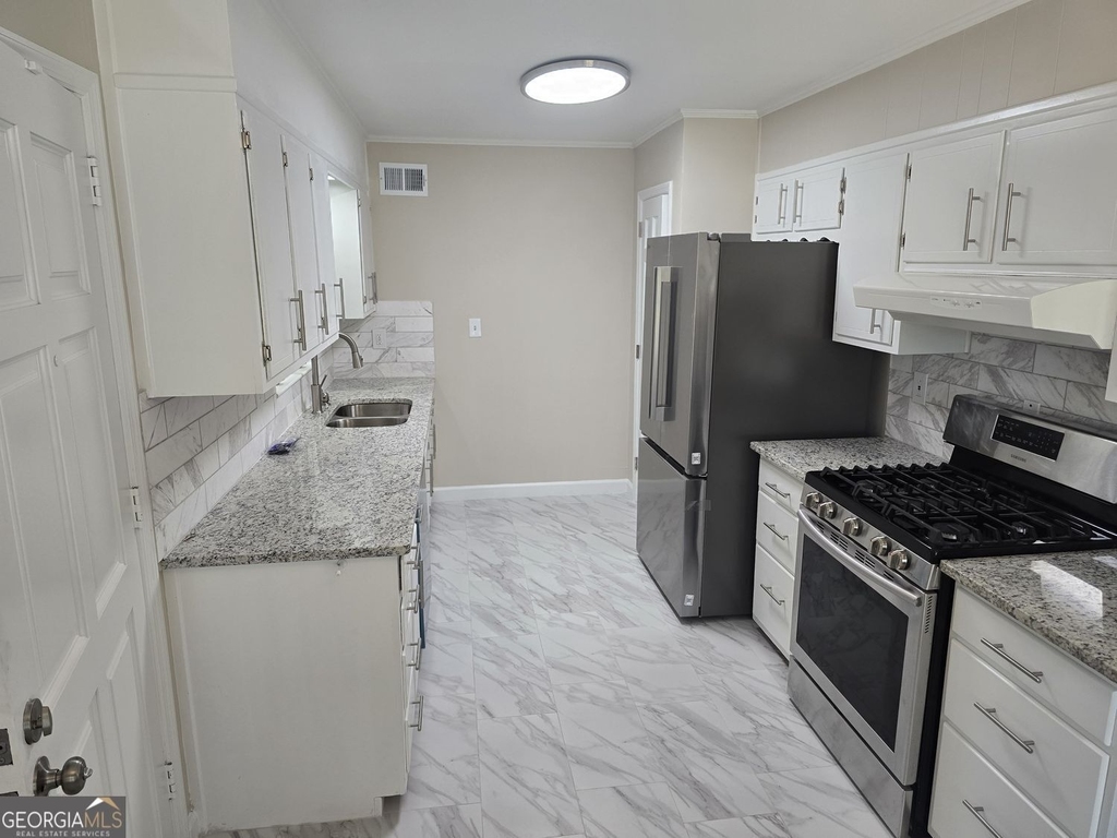 3420 Northside Drive - Photo 5
