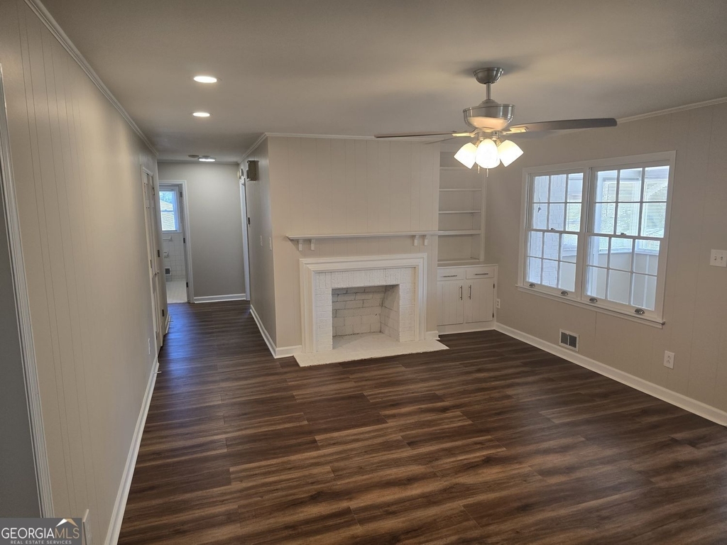 3420 Northside Drive - Photo 3