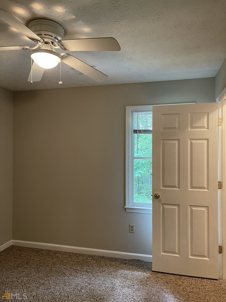 130 Beth Court - Photo 5