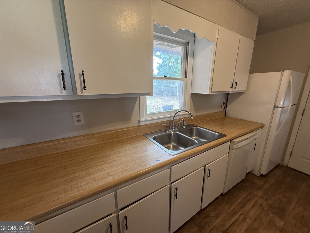 602 Hillcrest Parkway - Photo 11