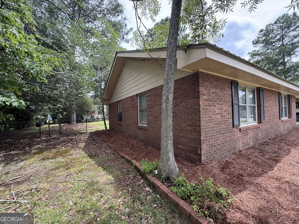 602 Hillcrest Parkway - Photo 7