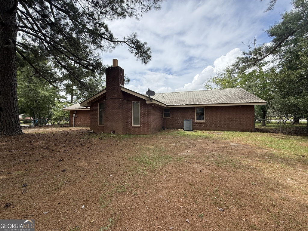 602 Hillcrest Parkway - Photo 3