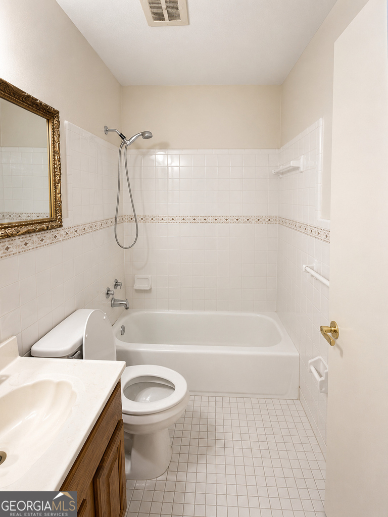 3543 Meadowview Court - Photo 9