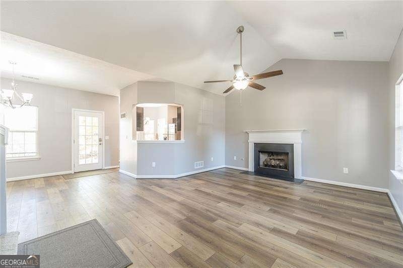 2716 Lake Park Ridge E - Photo 5