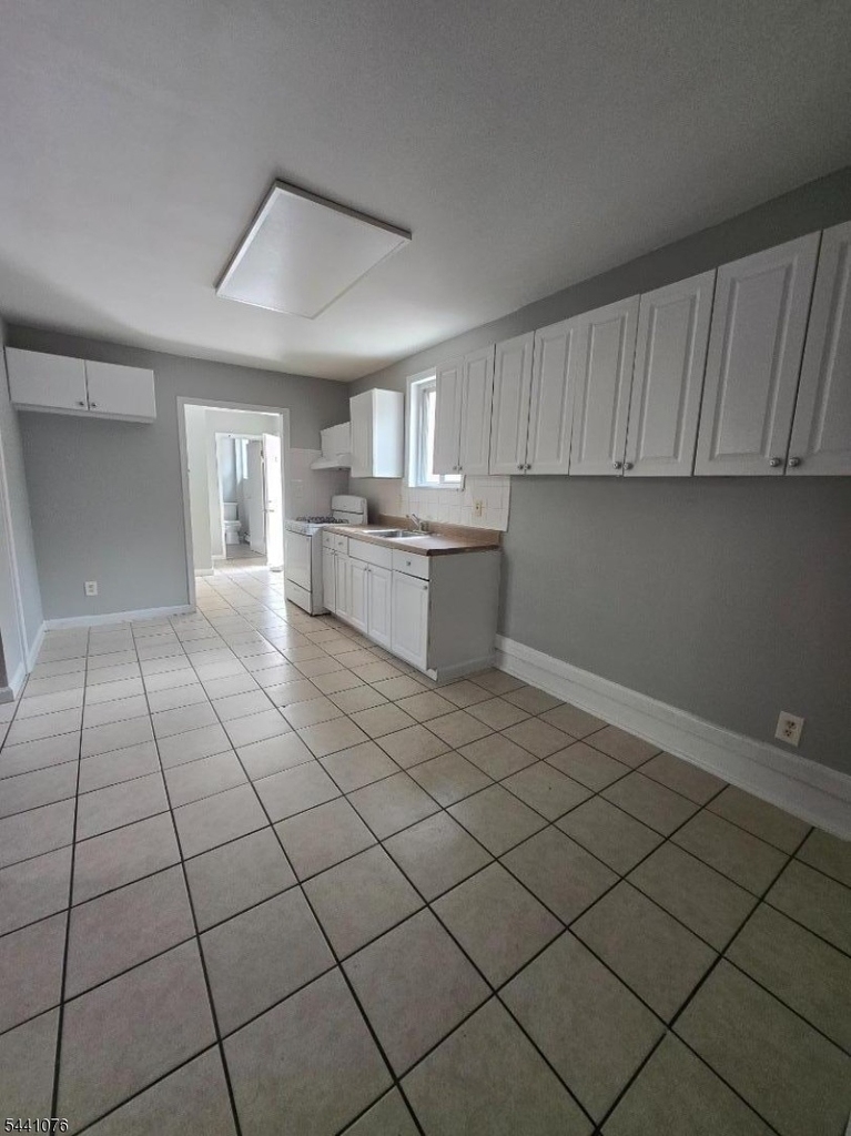 103 Talmadge Ave - Photo 1