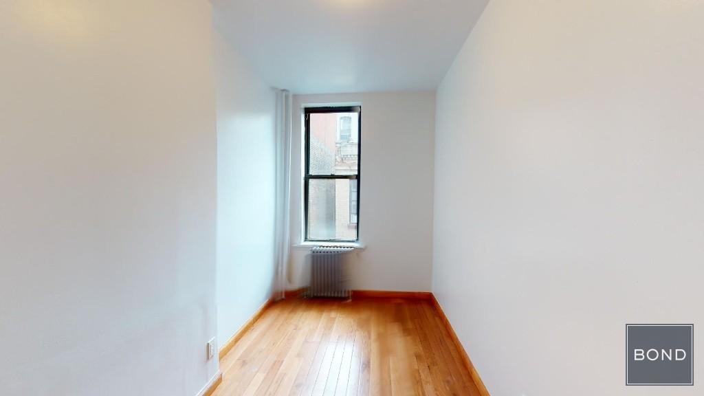 787 9th Avenue Apartment 4S - Photo 3