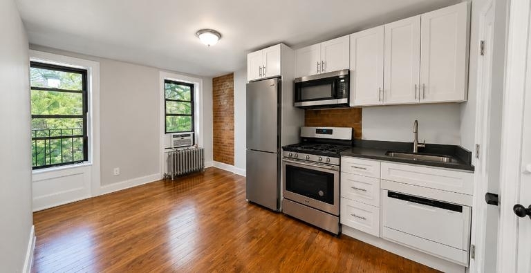 521 East 5th street  - Photo 0
