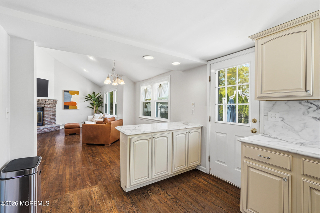 4 Cheryl Drive - Photo 12