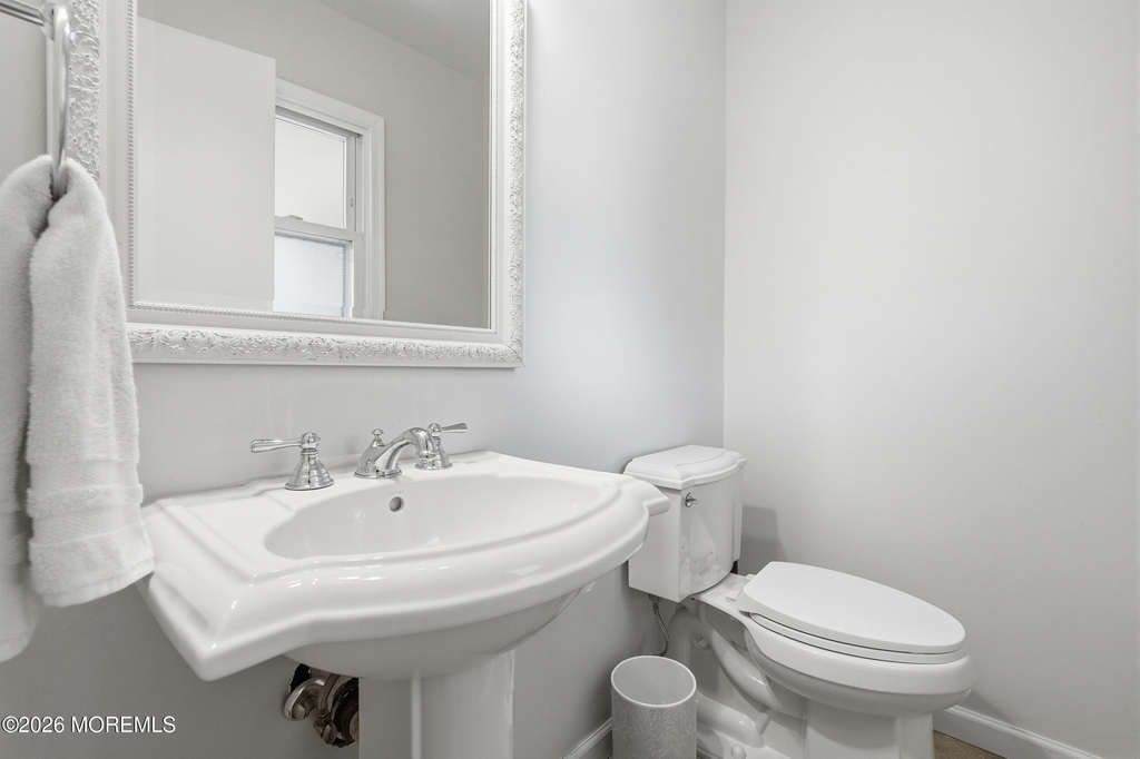 4 Cheryl Drive - Photo 3