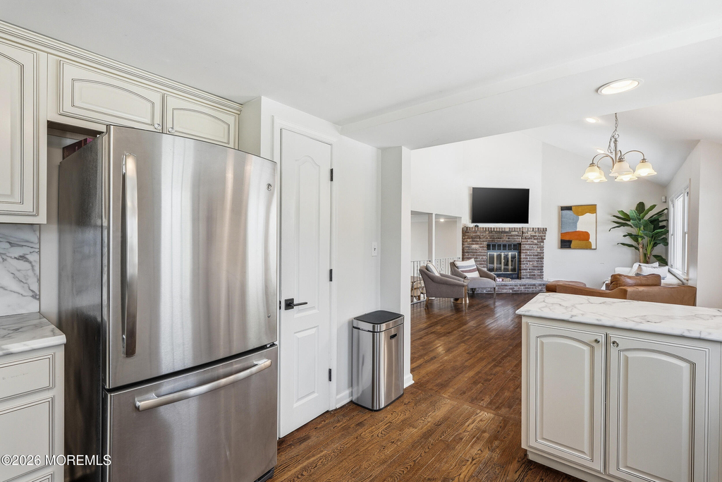 4 Cheryl Drive - Photo 13