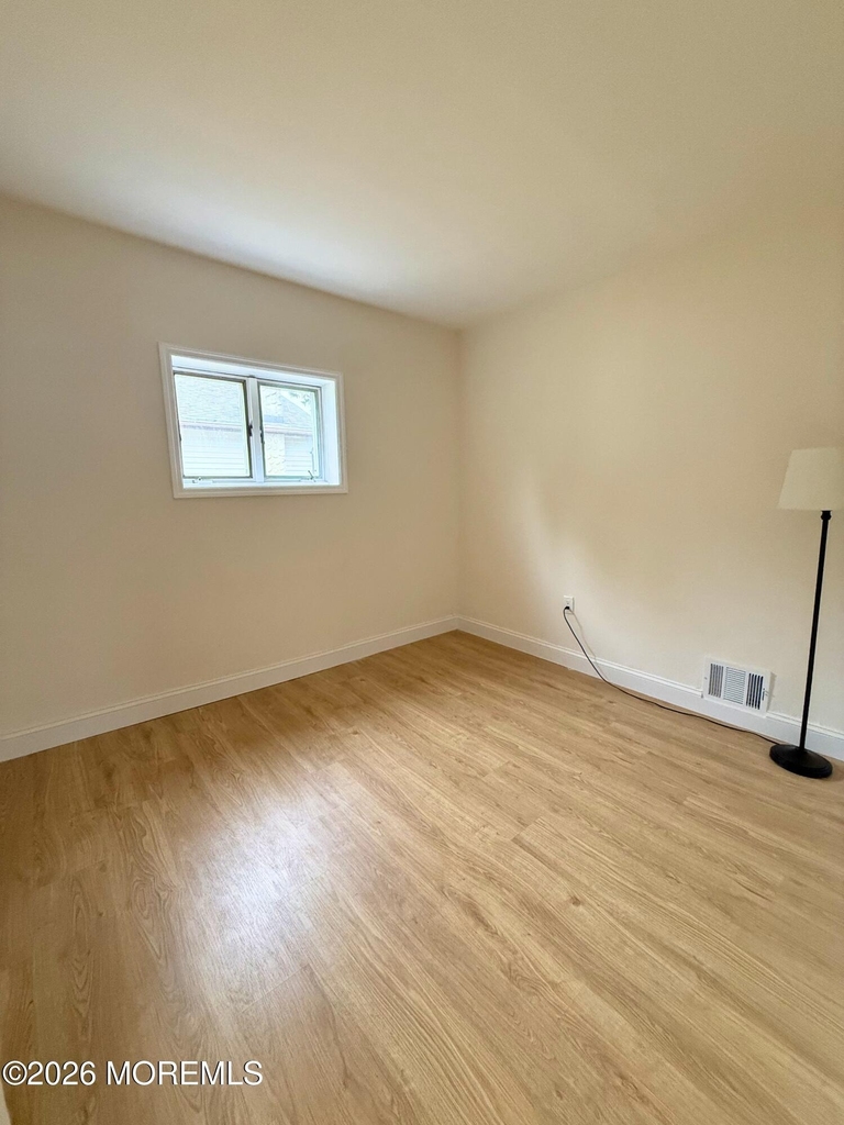 484 Bara Street - Photo 12