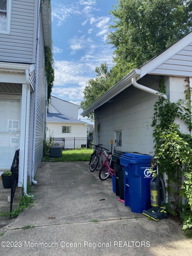 35-37 Hudson Avenue - Photo 11