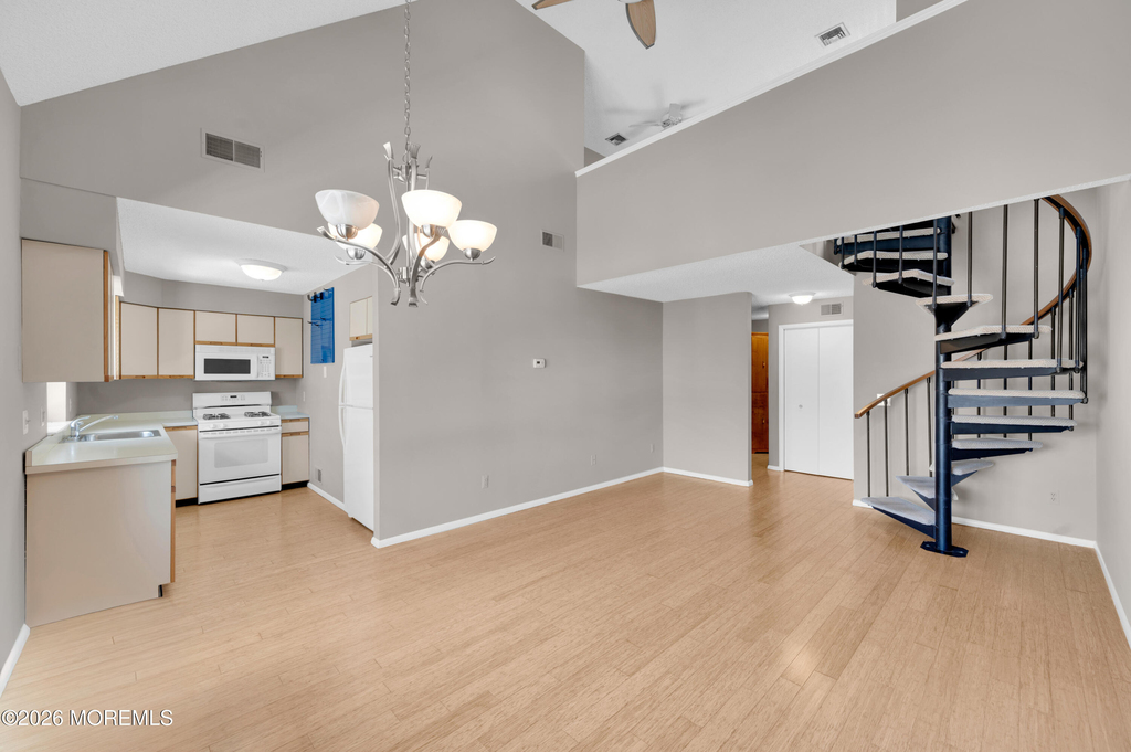 2230 Bridge Avenue - Photo 23