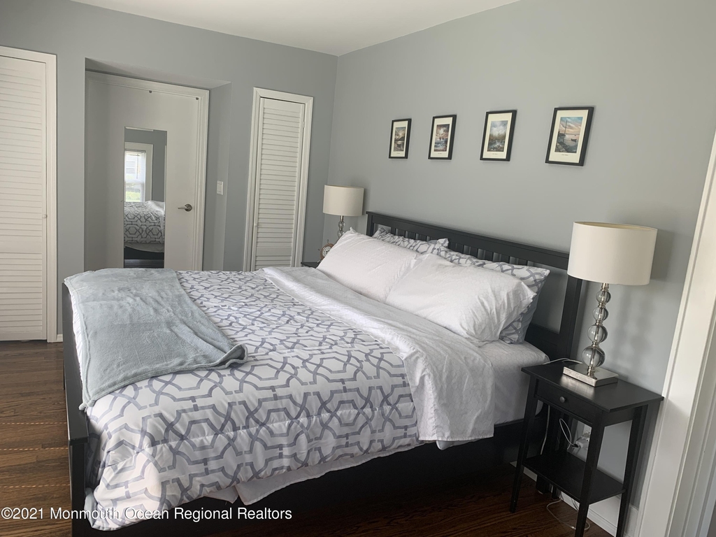 245 Monmouth Boulevard - Photo 7