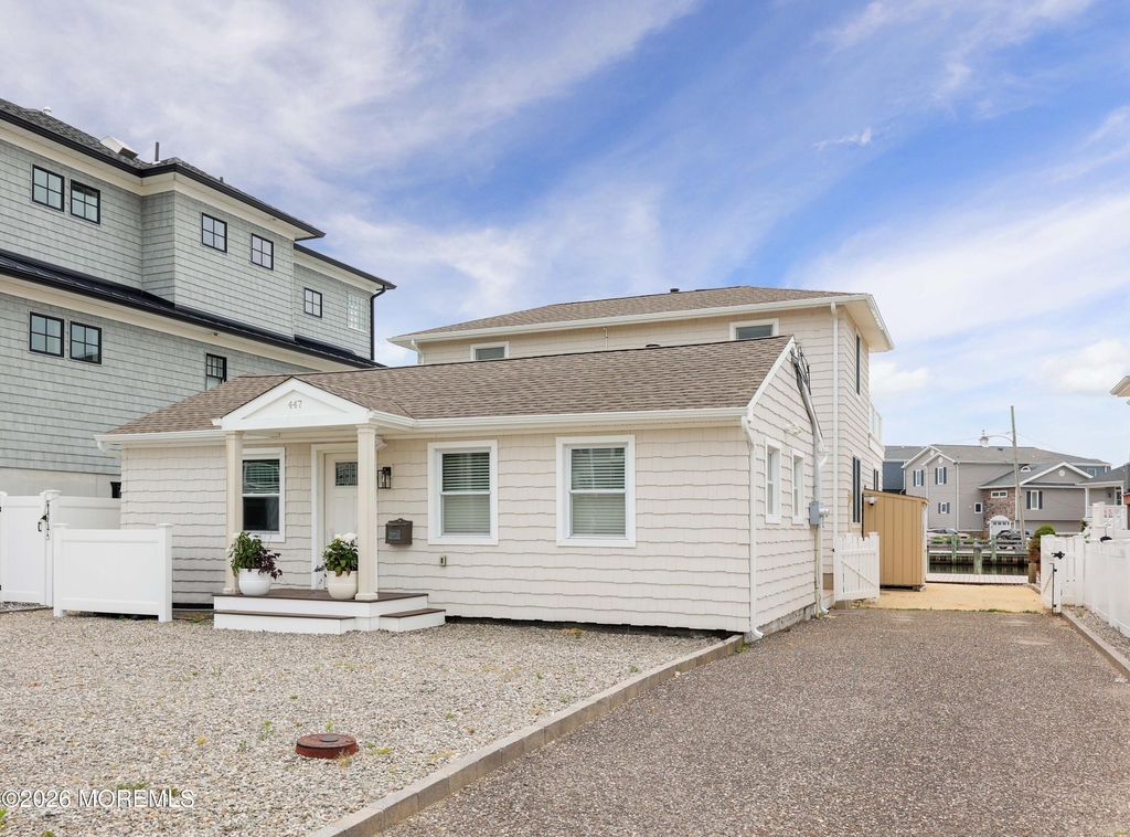 447 Tunney Avenue - Photo 8