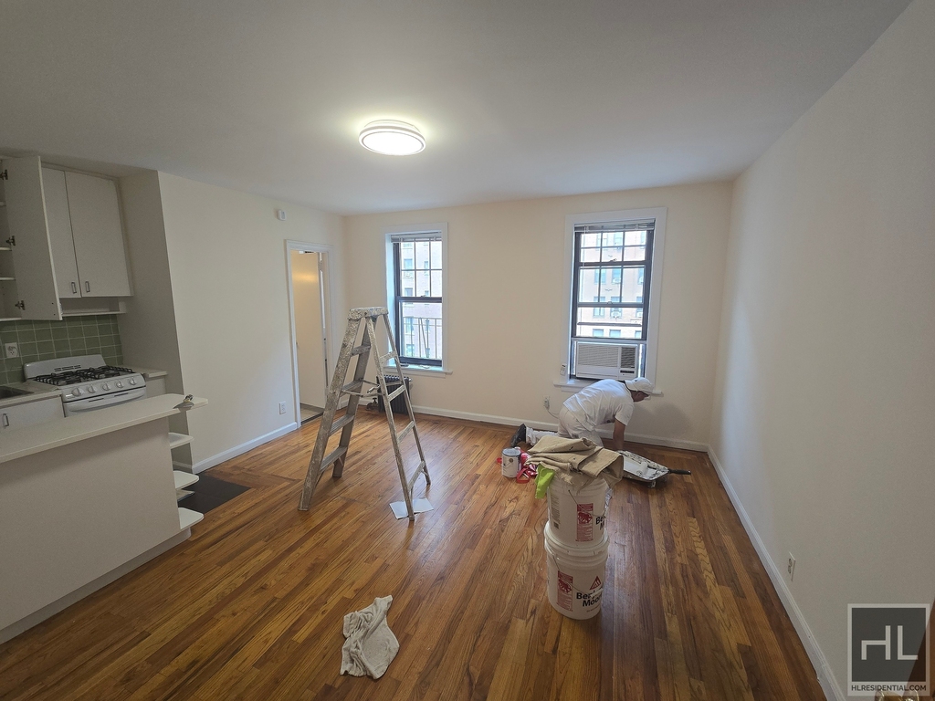 West 79 Street - Photo 0