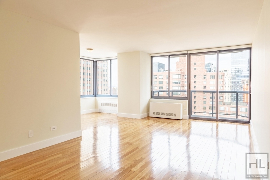 West 48th Street - Photo 0