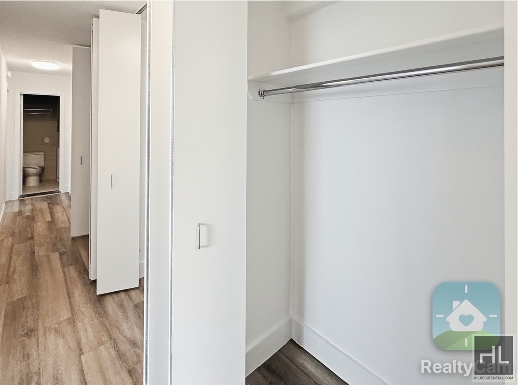 2 Avenue - Photo 5