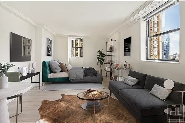 West 34th Street - Photo 0