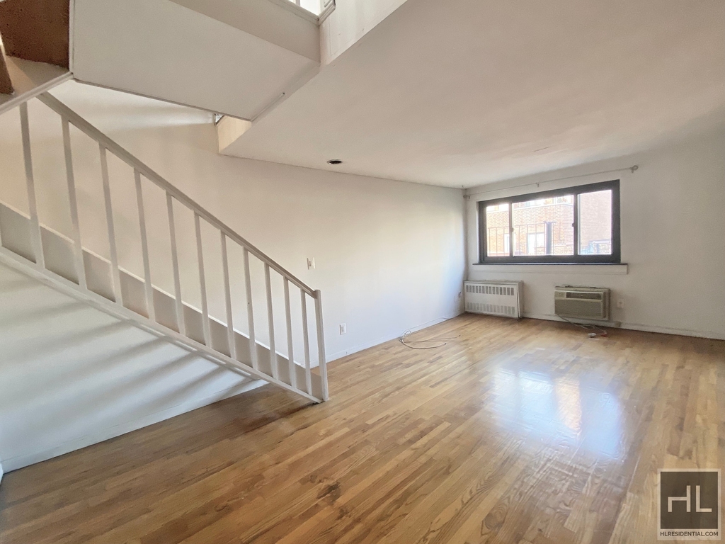 East 80 Street - Photo 0