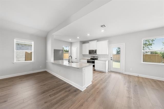 301 Magnolia Boulevard - Photo 1